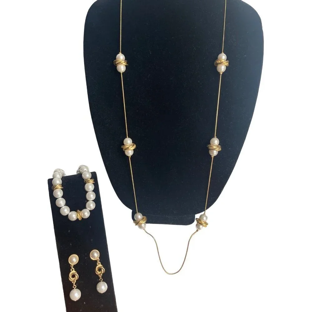 Vintage 80s 90s Imitation Pearl Necklace Bracelet & Earrings Set Gold Tone Chain